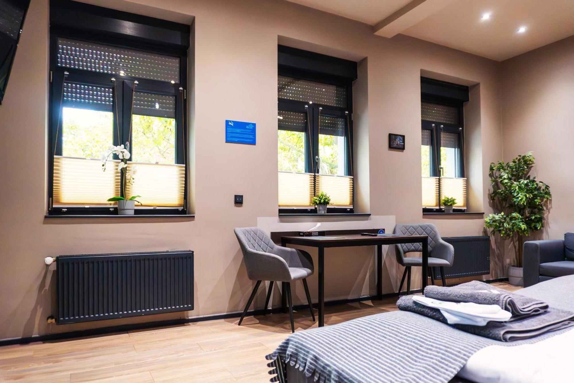 Liro Stadt Apartments Крефельд Екстер'єр фото